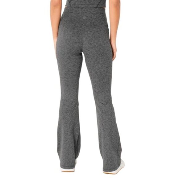 Gilly Hicks Women's Active Go Recharge High-Rise Flare Leggings Size Medium - Picture 4 of 16